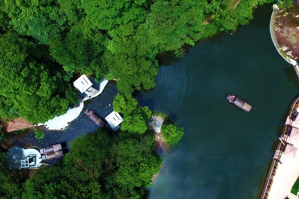 1646376368288313.jpg 十八里香草沟 摄影:刘杰.jpg