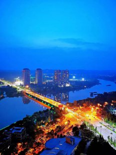 邛崃的夜，如何诠释“五彩斑斓”的黑